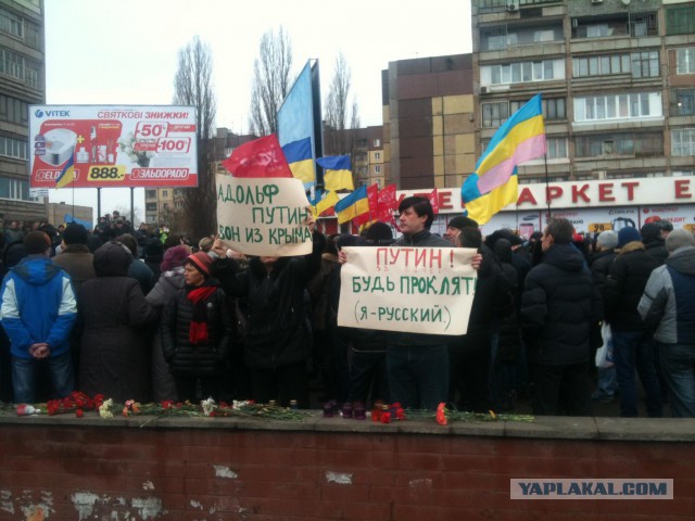 Украинские танкисты с радостью и смехом бомбят