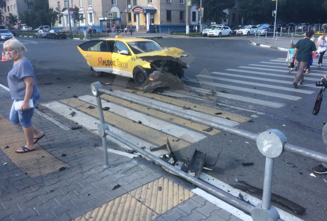 "Таксист не доволен стоимостью заказа"