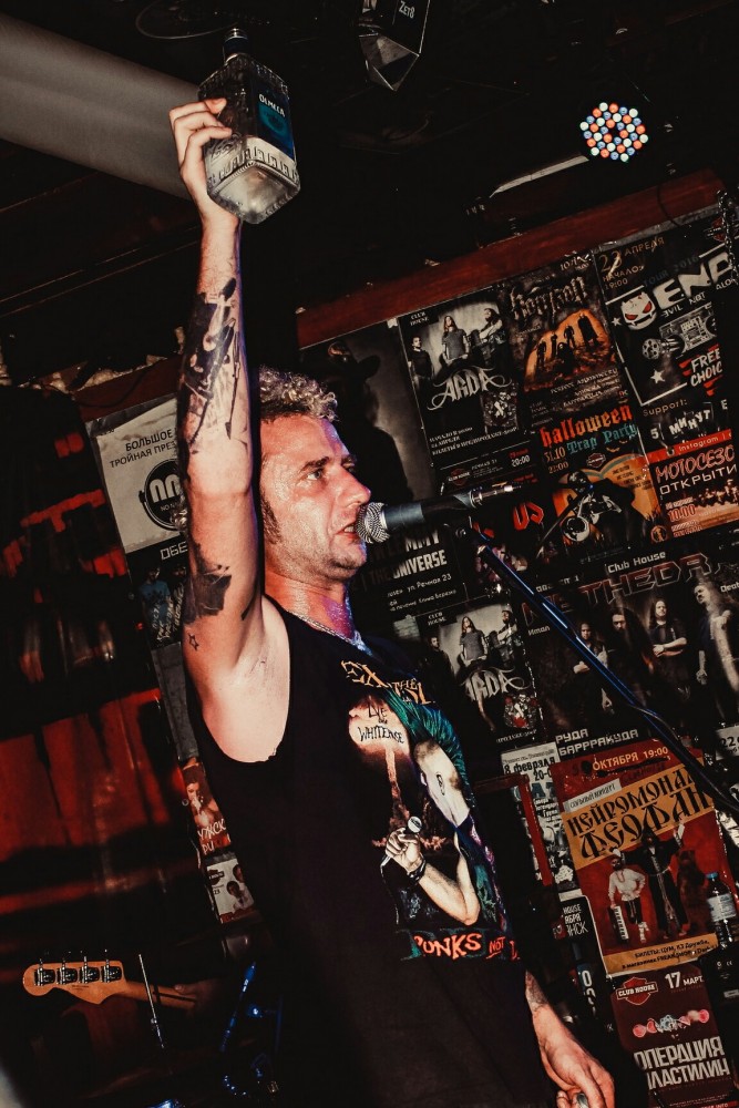 Зрители ушли с "пьяного" концерта Наргиз в Уссурийске