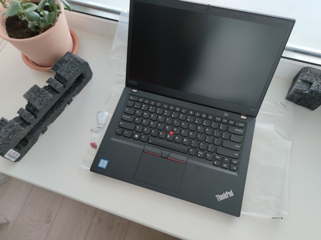 Новый ноутбук Thinkpad T490s