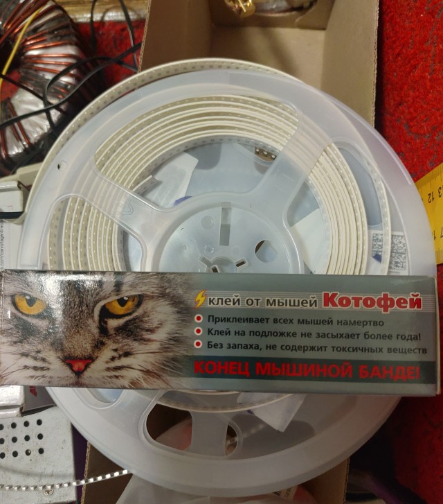 Не пиз**астрадание, но не понимание этих сорокапятилетних "девушек". Не кочет! Из Жизни!