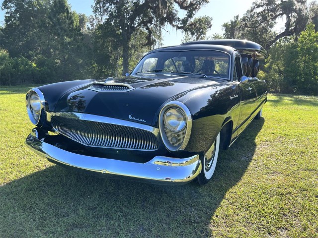 1954 Kaiser Darrin 161. Автопятница №40