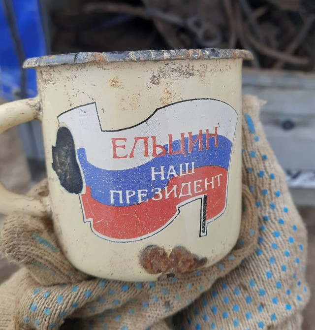 ЛДПР предложила наклеивать на бутылки водки спившиеся лица бомжей