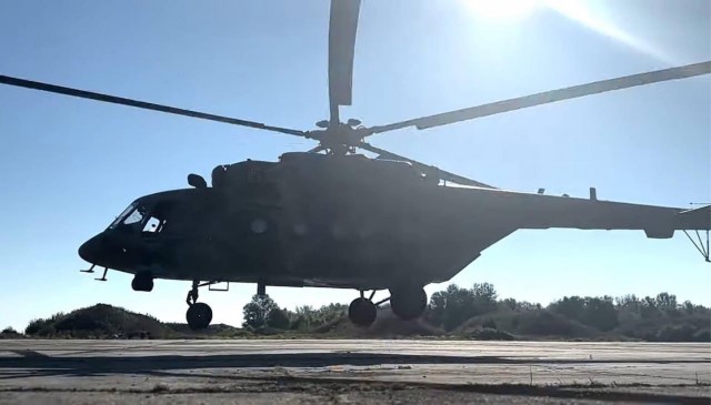 ГУР МО Украины опубликовал фото российского Ми-8 АМТШ ВКС России с бортовым номером №62