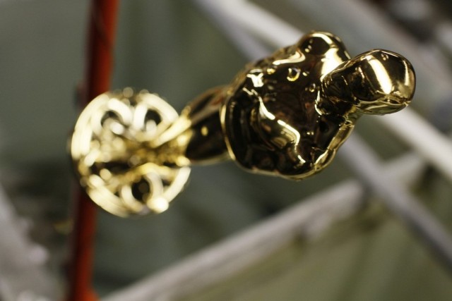 Изготовление "Оскара" для премий этого года