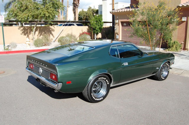 Ford Mustang. Просто фото.