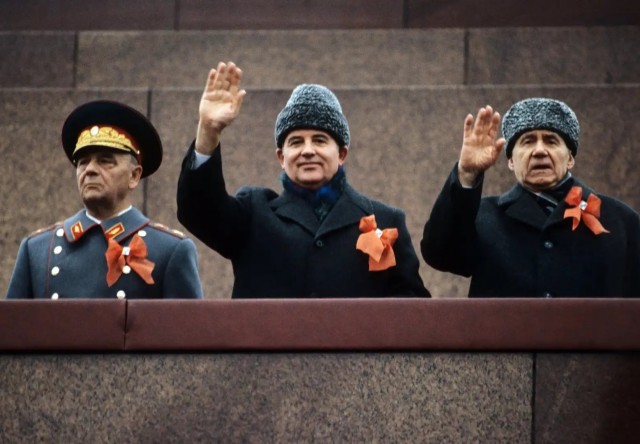 Политбюро ЦК КПСС при Леониде Ильиче Брежневе. 