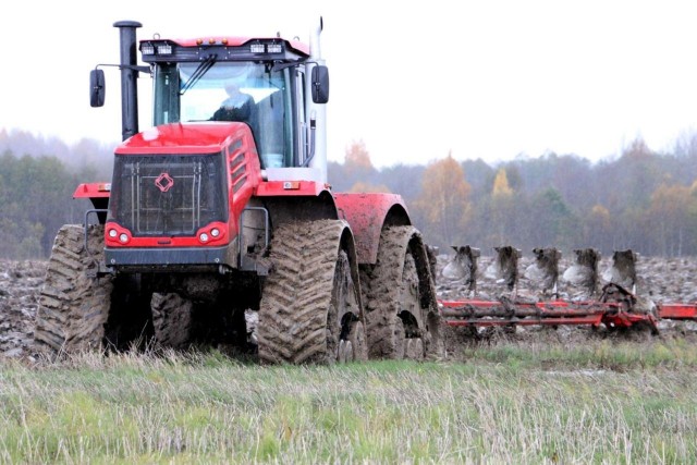 Ростсельмаш начал выпуск тракторов DELTA TRACK