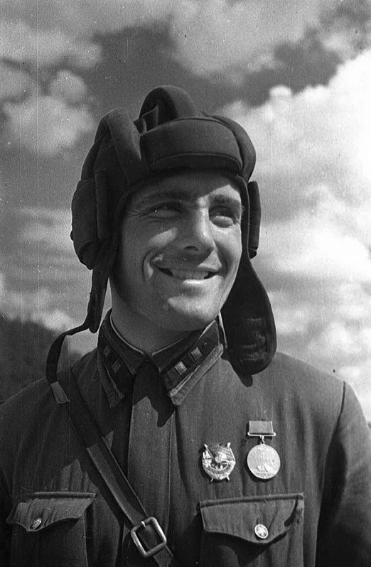 Гений танковых сражений. Подвиг младшего лейтенанта Якова Тысячного на «высоте смертников»