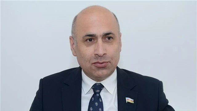 Азербайджанскому депутату не позволили въехать в Россию и выдворили