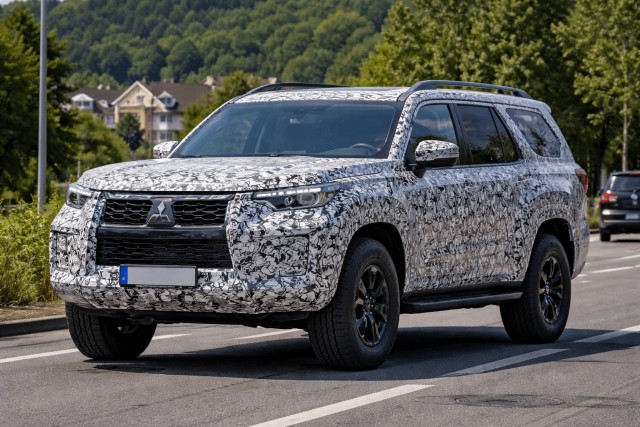 Новый Pajero покажут 2 сентября 2026 года
