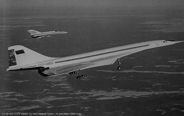 Первый полет Ту-144