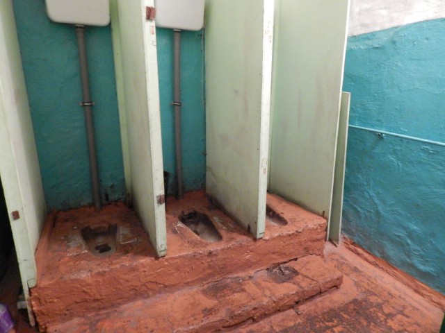 Школы, опасные для жизни