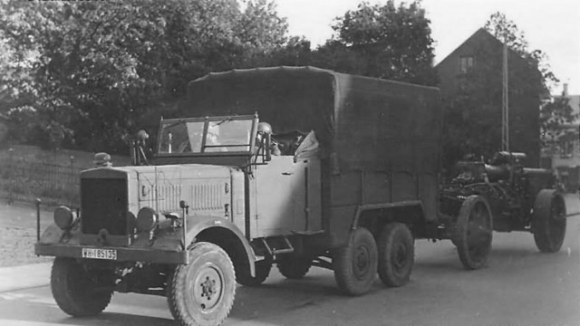 Фронтовой грузовик вермахта Einheitsdiesel