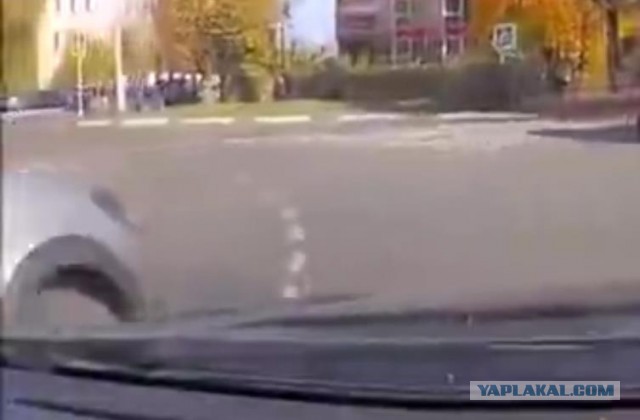 В Ярославле не нужно придумывать автоподстав, достаточно ездить  по правилам!