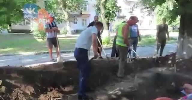 «Против ЦРУ и лжи - закопаю вышку 5G»