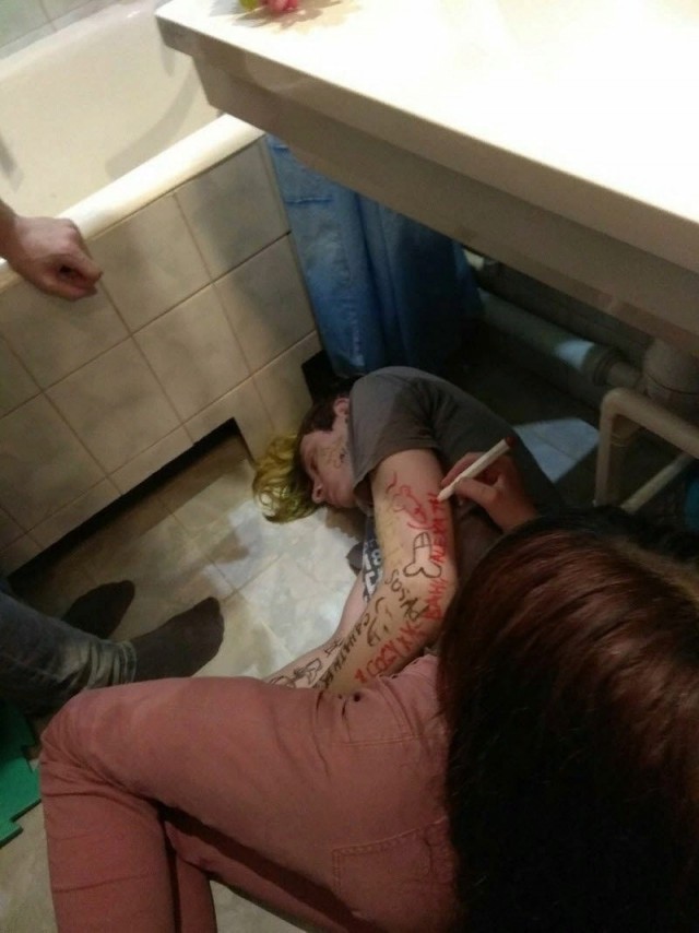 С такими друзьями враги не нужны