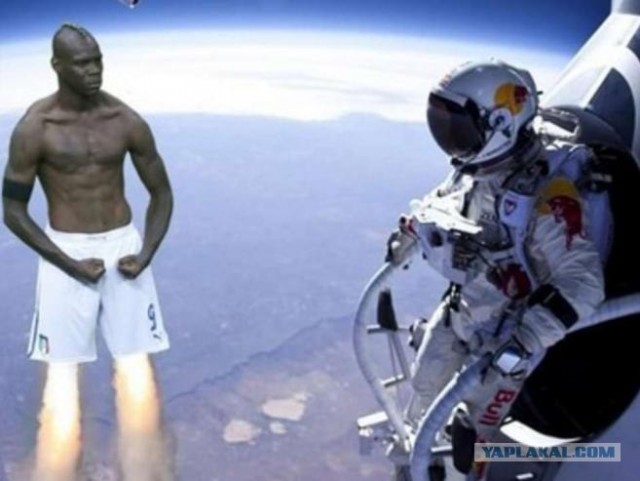 Фотожаба - прыжок Баумгартнера