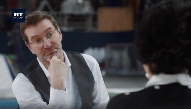 Телеканал RT вернул в эфир Антона Красовского