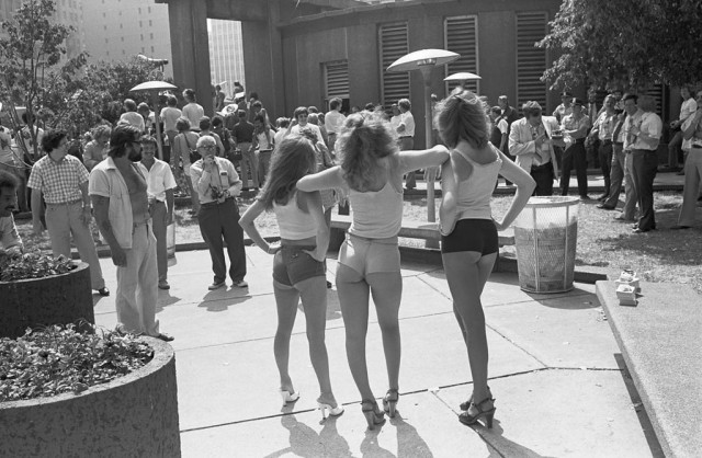 Просто старые фото - №LVI. Чёрно-белый мир