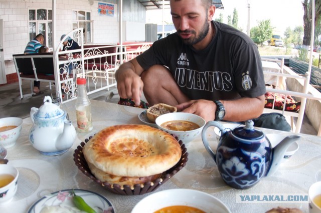 Уличная еда в Казахстане с сюрпризом
