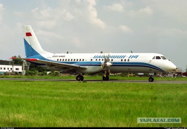 Замена устаревшим Ан-24 почти готова: российский региональный самолет Ил-114-300 практически завершил сертификационную программу