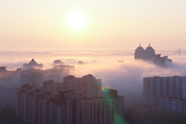 Туманный рассвет в Киеве
