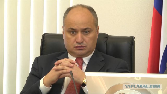 Костромичи рисуют на дорогах сити-менеджера
