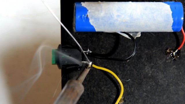 Филиппинский подросток собрал копию робота BB-8 из «Звездных войн»