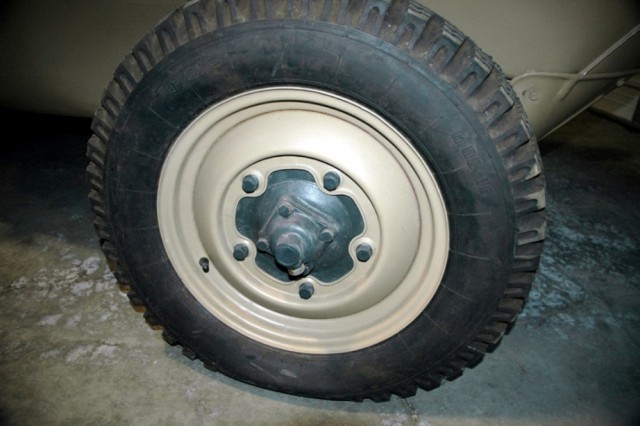 Жук-плавунец: тест-драйв Volkswagen Type 166 Schwimmwagen