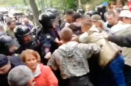Жители Ликино-Дулева и окрестных деревень протестуют против строительства мусорного полигона