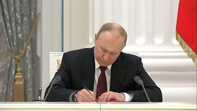Депутат госдумы, который проголосовал против