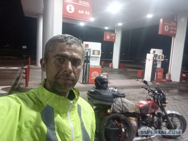Крымчанин на старом «Иже» добрался до Магадана