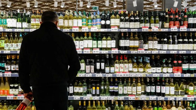 За последние 20 лет доля непьющих россиян выросла почти в два раза