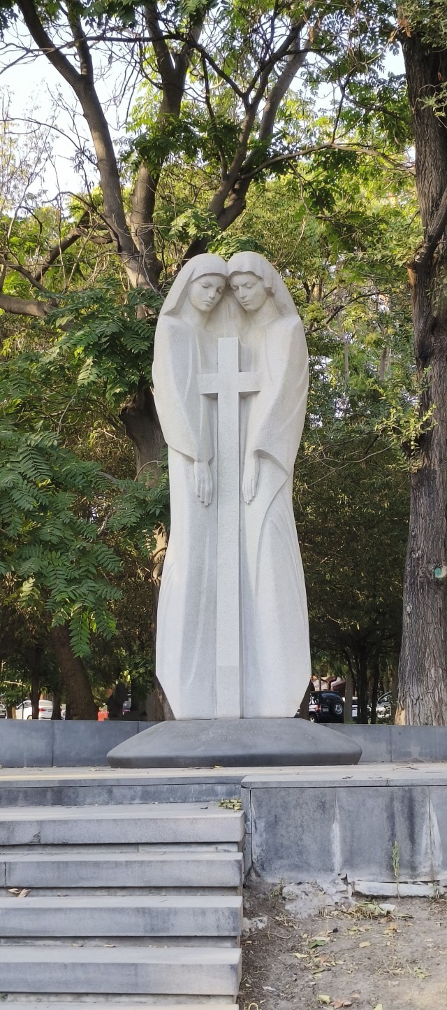 Привет всем, сегодня об Ереване.