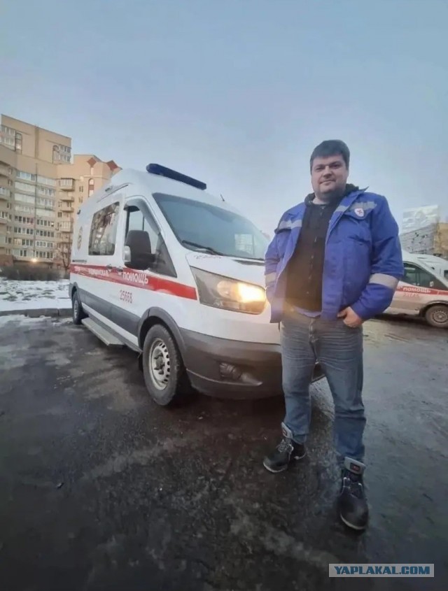 Месть на 1,8 миллиарда. Как водителя скорой вышвырнули с работы за пыль в салоне