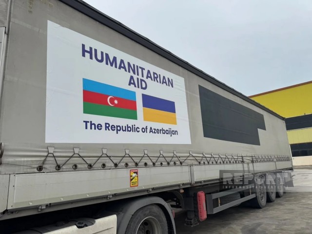 Азербайджан направил Украине десять грузовиков с оборудованием для восстановления энергосистемы