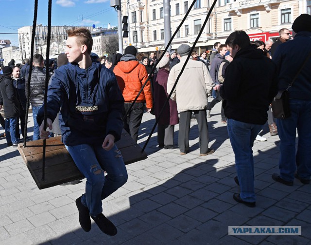 Навального оштрафовали за организацию несанкционированной акции в Москве