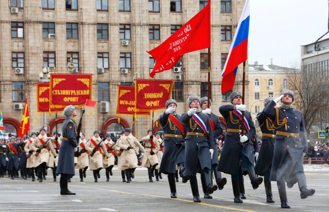 Парад, посвященный 75-летию победы в Сталинградской битве