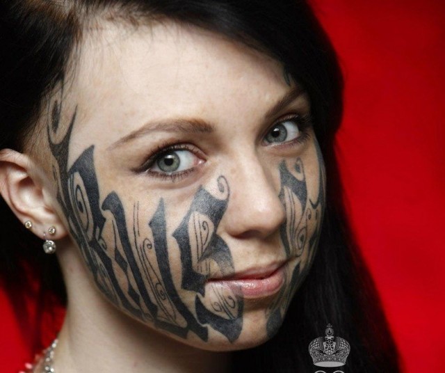 Татушки на мордашке