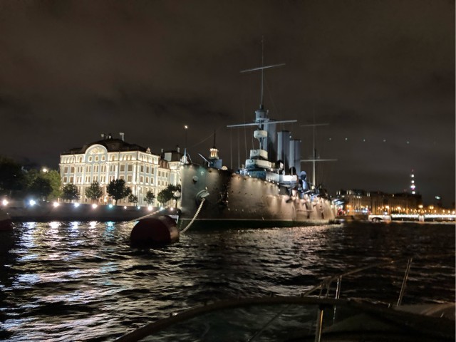Вечер  в Питере. Прямо сейчас