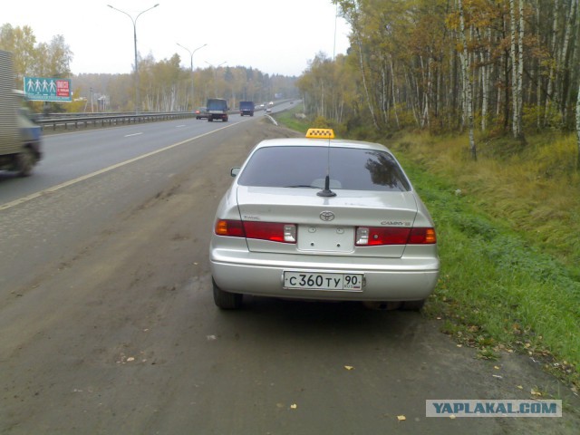 Toyota показала обновленную Camry