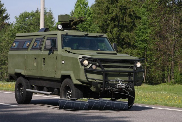 Игра на ЯПе: Угадай АВТО-8