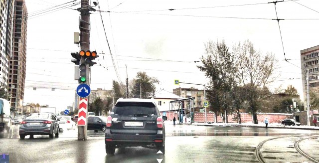 Разделительный столб