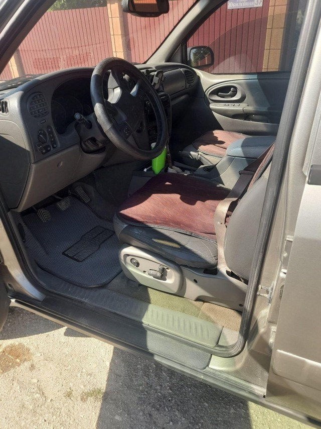 В Крыму продается Chevrolet Trailblazer с мотором от ГАЗели мощностью 150 л.с. Цена повозки - всего 399 тысяч рублей