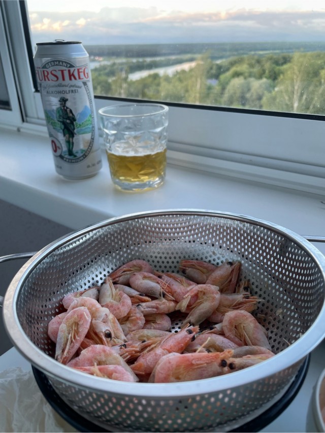 Что бы вкусненького съесть?