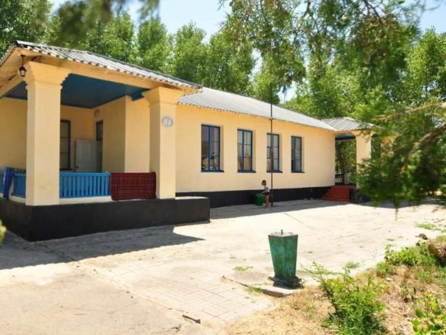 Скиньте рандомную хрень