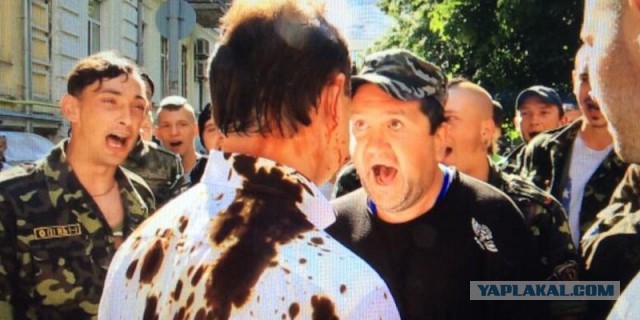 Дикари на майдане.