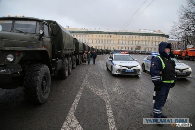 В Санкт-Петербурге сегодня на Невский проспект пускают по прописке