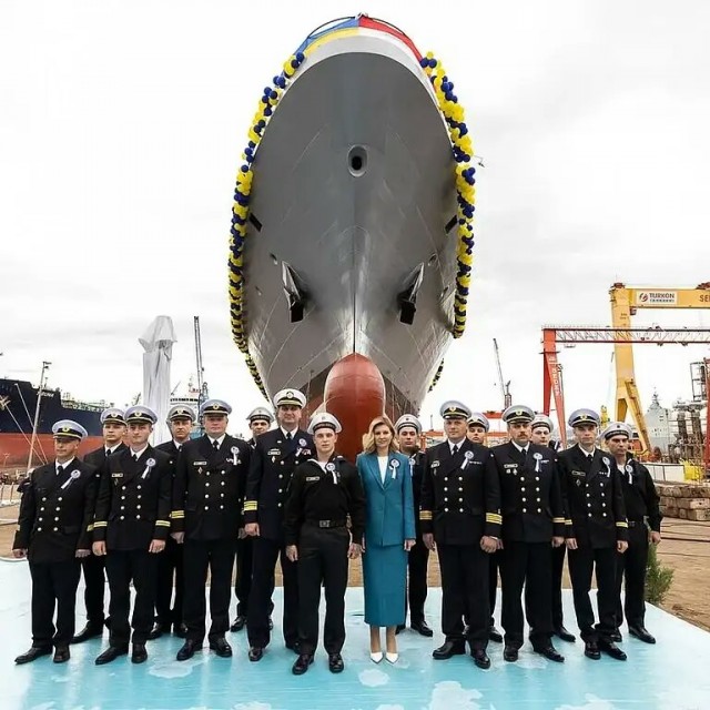 Первый корвет для ВМС Украины спустила на воду жена Зеленского